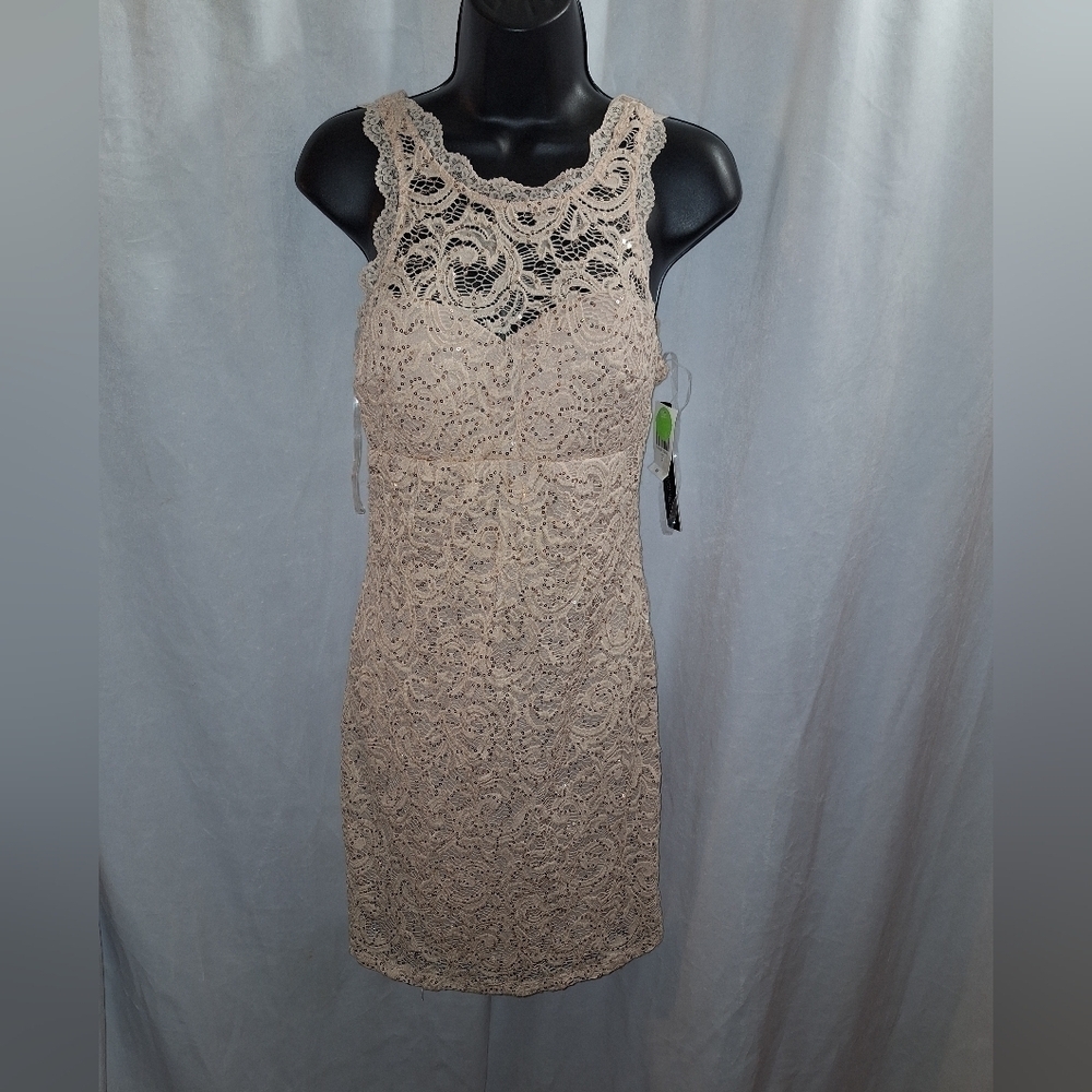 My Michelle dress NWT size 7